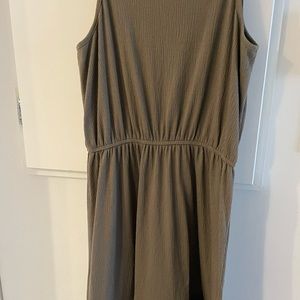 Khaki dress